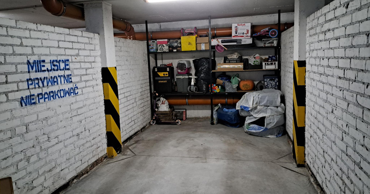 Sprzedam miejsce postojowe w garażu podziemnym