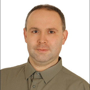 Marcin Jakubik