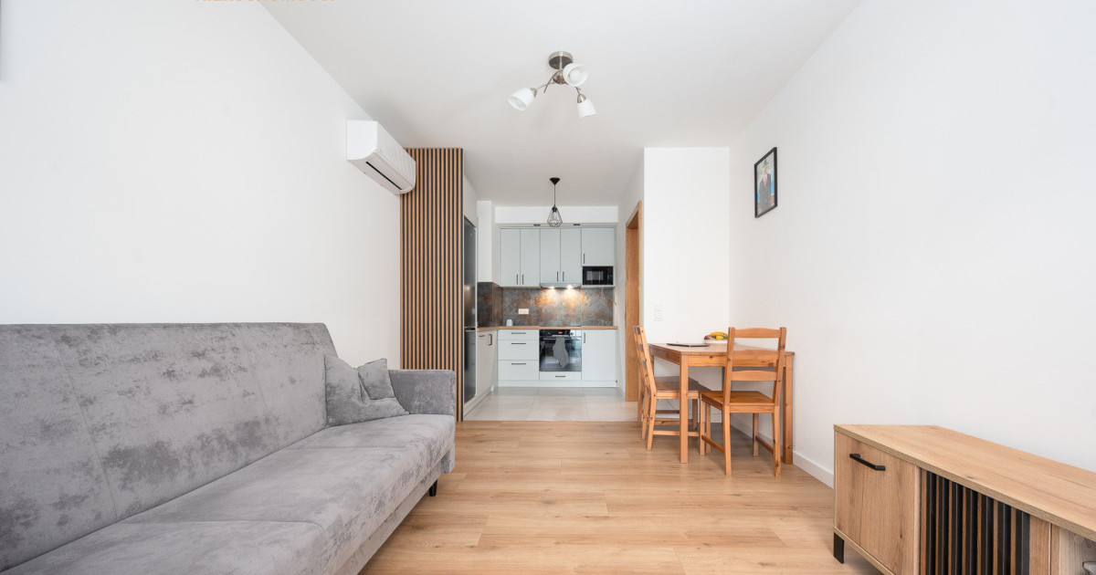 2 Pok. | 43m2 | Balkon | Parking | Lublańska 13 |