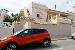 Dom na sprzedaż 100m2 Walencja Alicante Punta Prima - zdjęcie 2