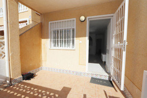 Mieszkanie na sprzedaż 62m2 Walencja Alicante Torrevieja - zdjęcie 2