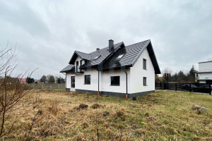 Dom na sprzedaż 220m2 bełchatowski Bełchatów Politanice - zdjęcie 1