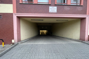 Garaż do wynajęcia 12m2 Wrocław Krzyki Huby Prudnicka - zdjęcie 1