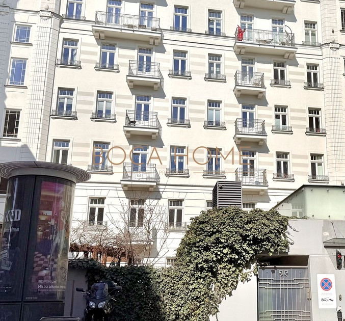 Lokal użytkowy 100 m² w prestiżowej kamienicy