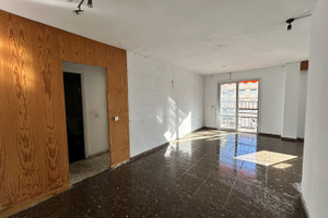 Mieszkanie na sprzedaż 70m2 Andaluzja Malaga El Palo - zdjęcie 2