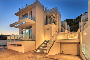 Dom na sprzedaż 220m2 Andaluzja Malaga Nerja - zdjęcie 1