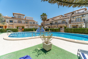 Mieszkanie na sprzedaż 52m2 Walencja Alicante Torrevieja Playa Flamenca Norte - zdjęcie 1