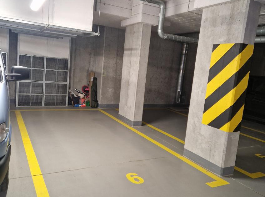 ul. Łukiska 1, miejsce postojowe w garażu podziemnym, 400 zł/m
