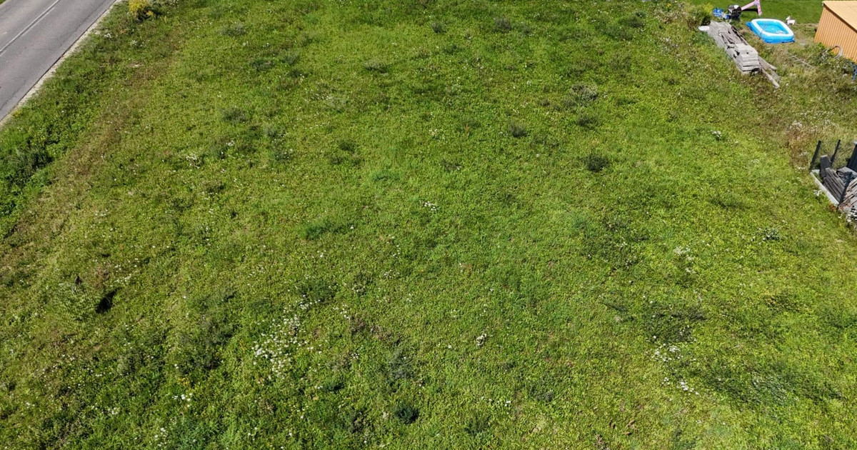 MALOWNICZO POŁOŻONA NA WZGÓRZU DZIAŁKA BUDOWLANA 10A MIERZĘCICE