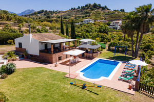 Dom na sprzedaż 178m2 Andaluzja Malaga Frigiliana - zdjęcie 3
