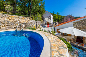 Dom na sprzedaż 130m2 Primorsko-goranska Crikvenica - zdjęcie 1