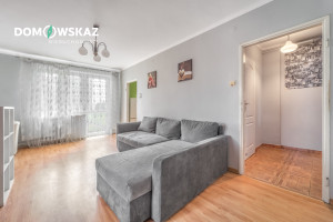 Mieszkanie na sprzedaż 48m2 Częstochowa Tysiąclecie Władysława Broniewskiego - zdjęcie 1