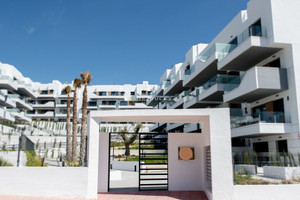 Mieszkanie na sprzedaż 76m2 Walencja Alicante La Zenia - zdjęcie 2
