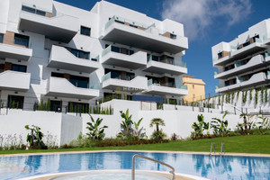 Mieszkanie na sprzedaż 76m2 Walencja Alicante La Zenia - zdjęcie 1