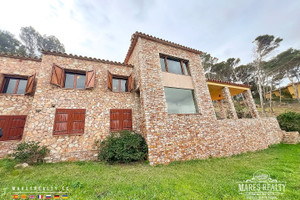 Dom na sprzedaż 251m2 Katalonia Girona - zdjęcie 2