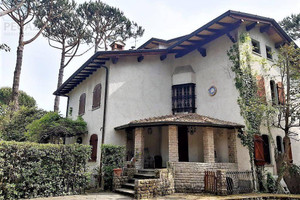 Dom na sprzedaż 300m2 Toskania Massa-Carrara Povermo - zdjęcie 1