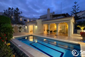 Dom na sprzedaż 320m2 Wyspy Kanaryjskie Santa Cruz de Tenerife - zdjęcie 1