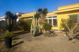 Dom na sprzedaż 950m2 Wyspy Kanaryjskie Santa Cruz de Tenerife - zdjęcie 1