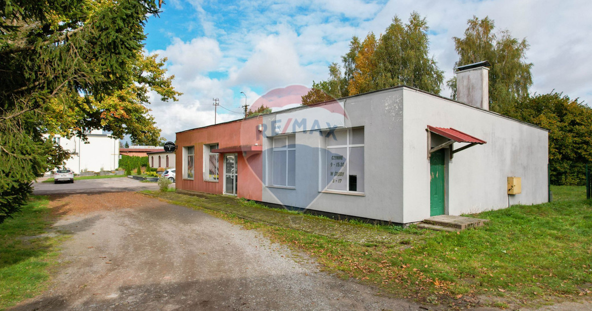 Budynek handlowo-usługowy w Malechowie