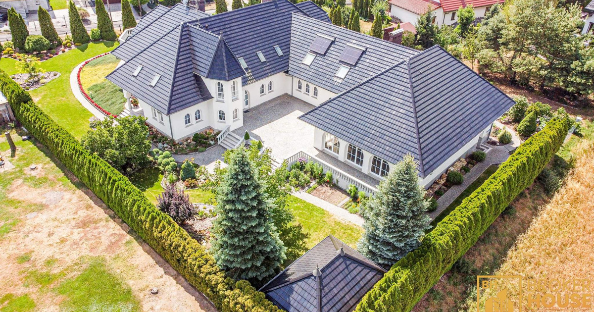 Willa z basenem i pięknym ogrodem/Opole