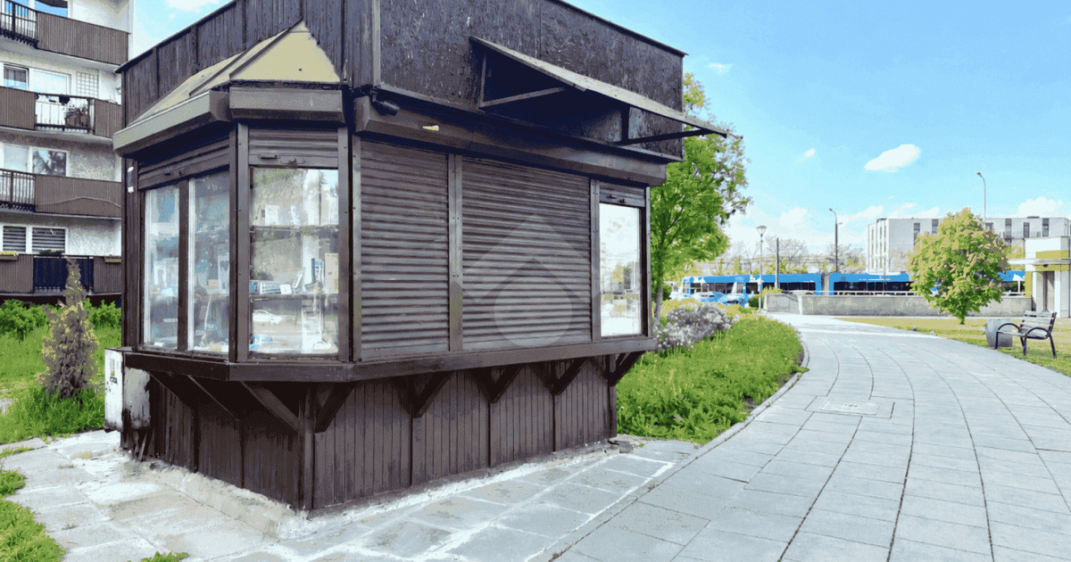 Kraków – Kiosk handlowo-usługowy – okolice Ronda Czyżyńskiego