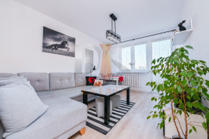 Mieszkanie na sprzedaż 47m2 Gdynia Chylonia Chylońska - zdjęcie 1