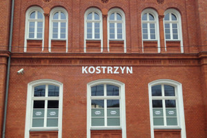 Komercyjne do wynajęcia 43m2 gorzowski Kostrzyn nad Odrą Dworcowa - zdjęcie 1