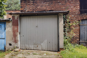 Garaż do wynajęcia 20m2 śląskie Katowice Gliwicka 151-153 (dz. 1/35) - zdjęcie 1