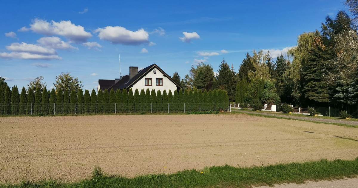 Działka budowlana nad jeziorem w spokojnej okolicy - gmina Pobiedziska