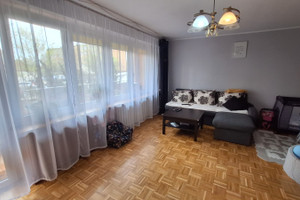 Mieszkanie na sprzedaż 50m2 bełchatowski Bełchatów Os. Dolnośląskie - zdjęcie 2