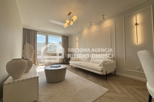 Mieszkanie na sprzedaż 44m2 Gdynia Chylonia Kartuska - zdjęcie 1