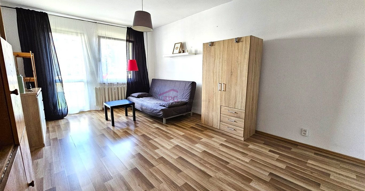 3 NIEZLAEŻNE POKOJE, OD RĘKI, BUDYNEK PO TERMO
