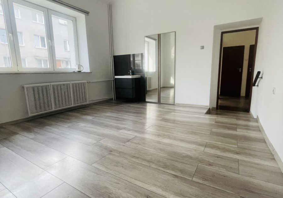 | Lokal usługowy | 40 m2 | Żoliborz |