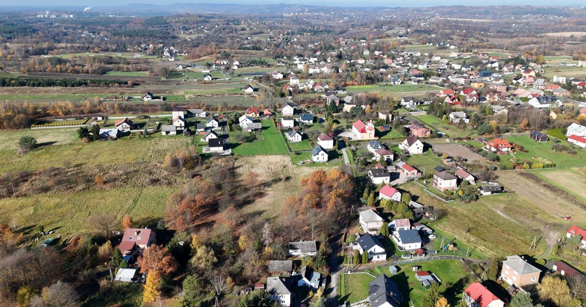 Spokojna okolica, możliwość podziału