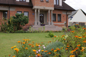 Dom na sprzedaż 240m2 lubelski Niemce - zdjęcie 1