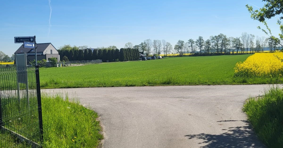 Kobierzyce Cieszyce - działka budowlana 4100 m2