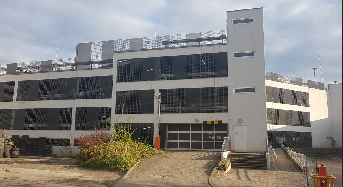 Miejsce parkingowe w centrum na sprzedaż