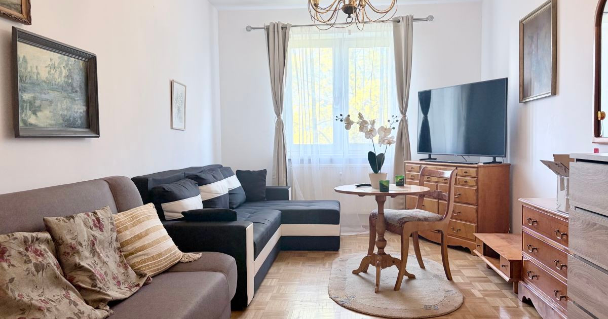 niezależny układ,umeblowane,wyposażone,balkon