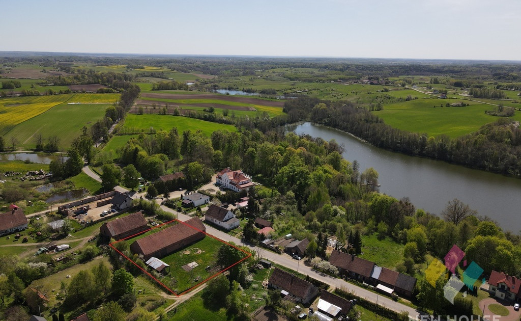 Działka z budynkiem gospodarczym 500 m2