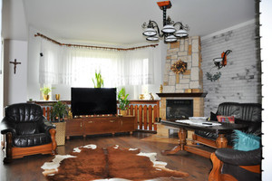 Dom na sprzedaż 825m2 jarociński Jarocin - zdjęcie 1