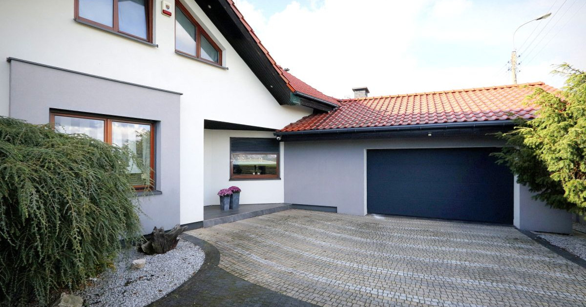 Szczepankowo | Przestronny dom z ogrodem basenem