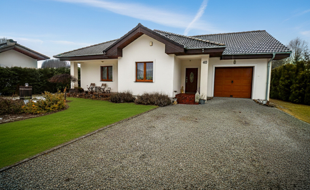 Zadbany dom z piękną działką spokojna okolica