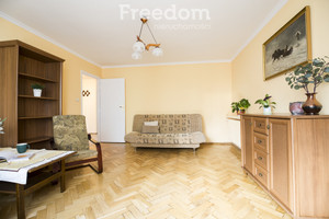 Mieszkanie na sprzedaż 72m2 sanocki Sanok Sienkiewicza - zdjęcie 3