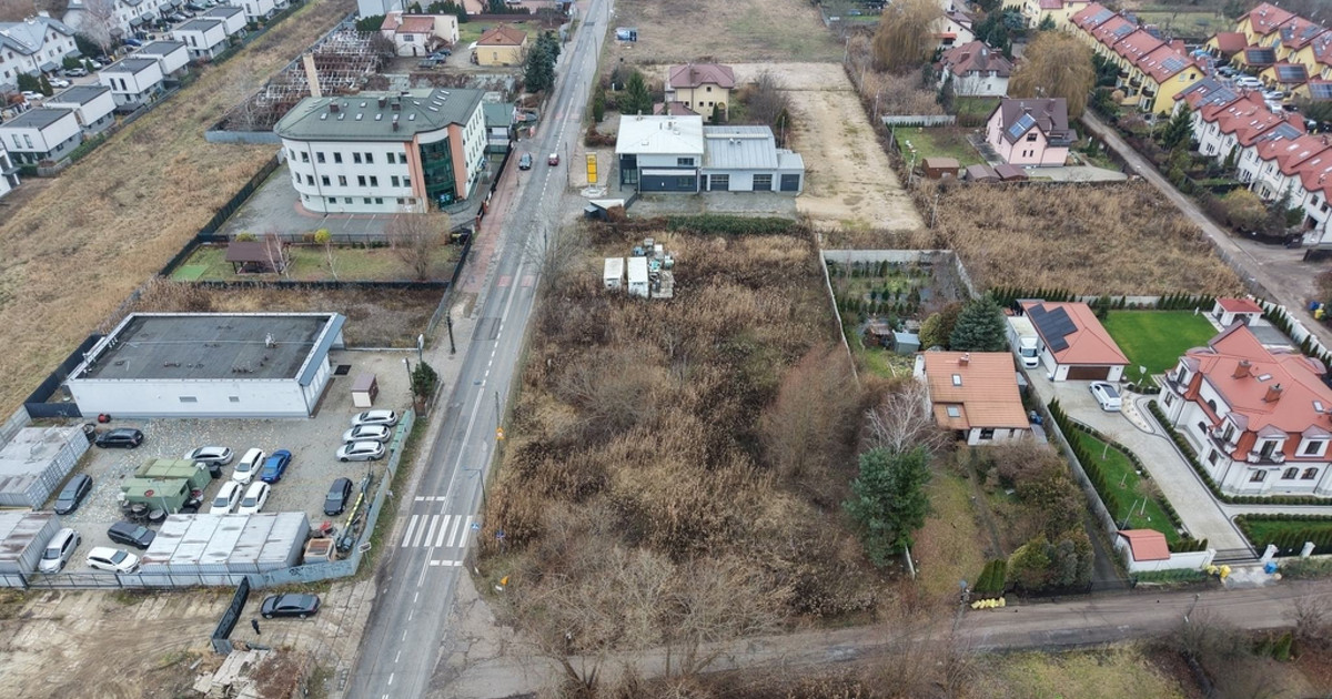 Działka usługowo-mieszkaniowa