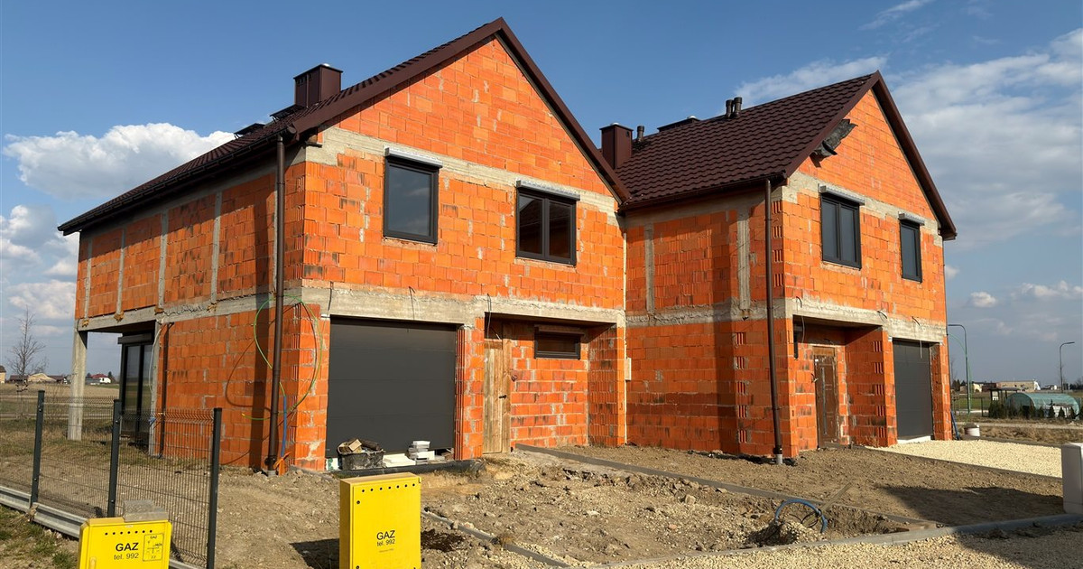 Tychy, Bliźniak 141 m² w stanie surowym zamkniętym