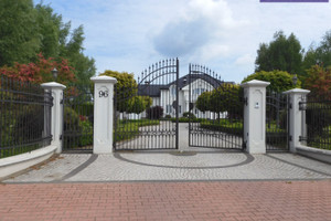 Dom na sprzedaż 700m2 ostrowiecki Ostrowiec Świętokrzyski - zdjęcie 2