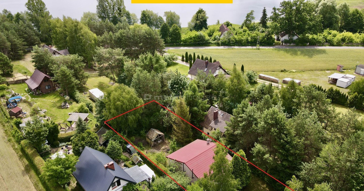 Działka zabudowana z dostępem do jeziora