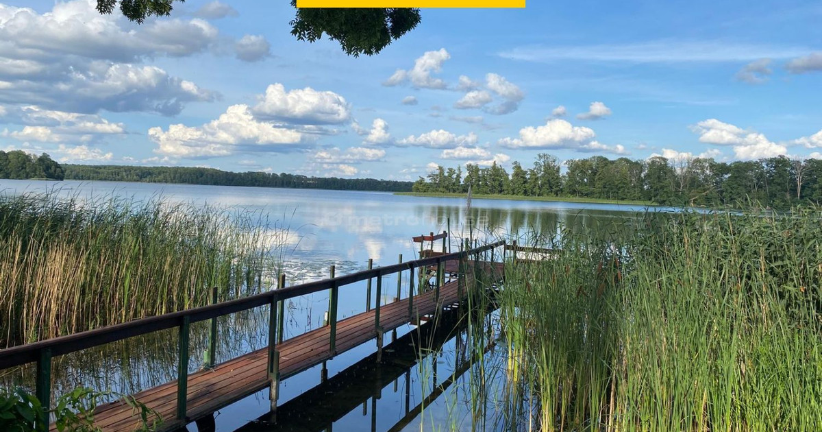 PIĘKNA DZIAŁKA BUDOWLANA Z LINIĄ BRZEGOWĄ JEZIORA