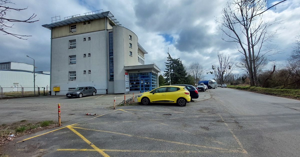 Na sprzedaż: Nieruchomość magazynowo-biurowa, Wrocław-Krzyki, 5 289 m²