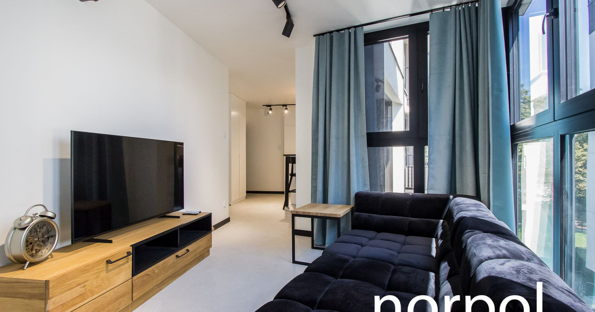Nowoczesne mieszkanie z przestronnym balkonem / modern apartment